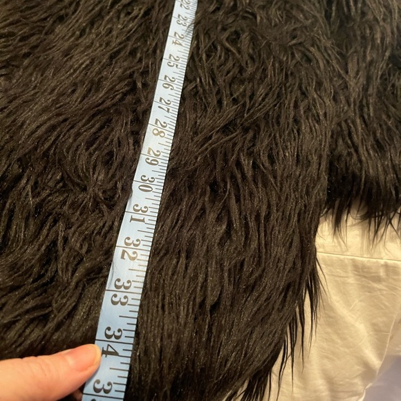 Shabby Chic Women’s Shag coat in black - Picture 9 of 9